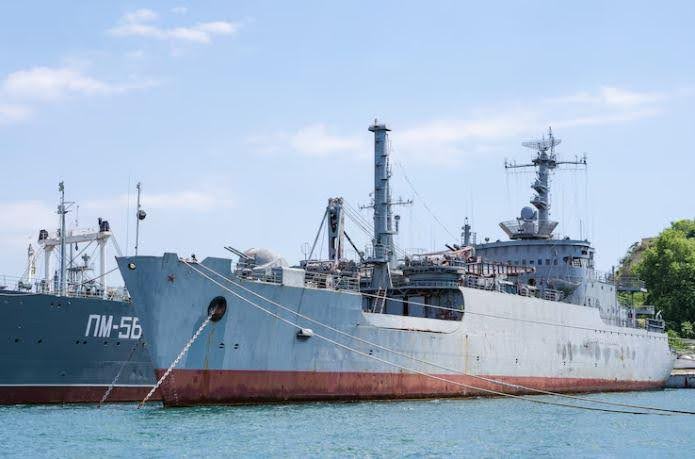 Entenda o Processo de Descontaminação de Tanques de Navios